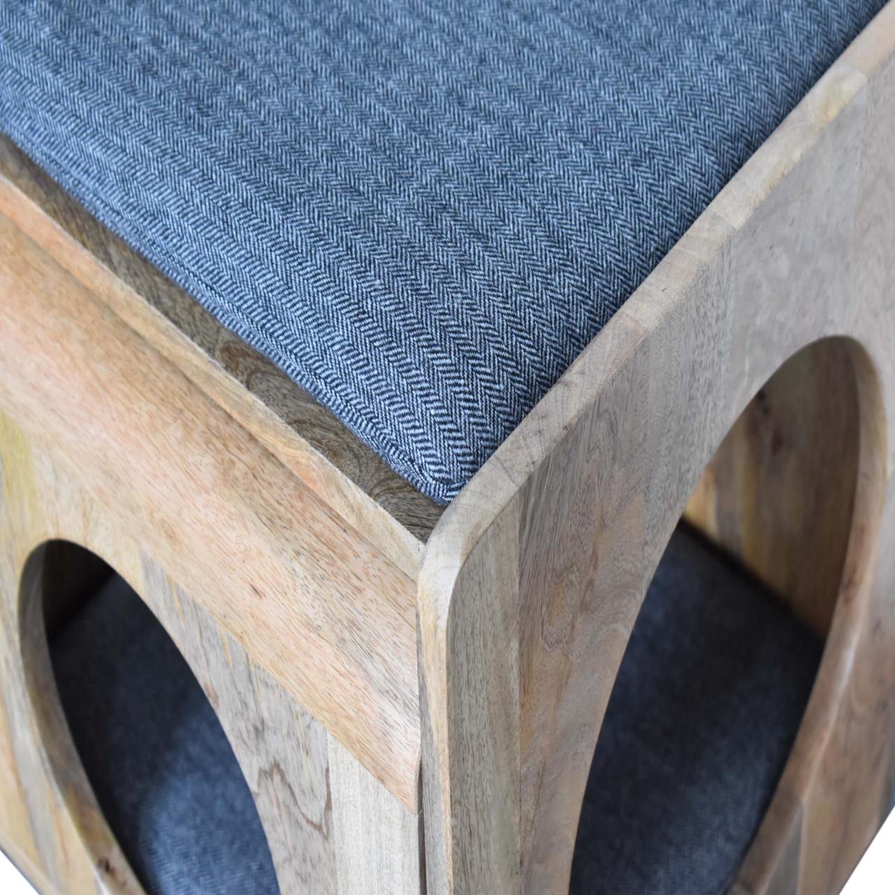 Solid Mango Wood Round Cut-out Pet Bed with Seat Pad - Image 7