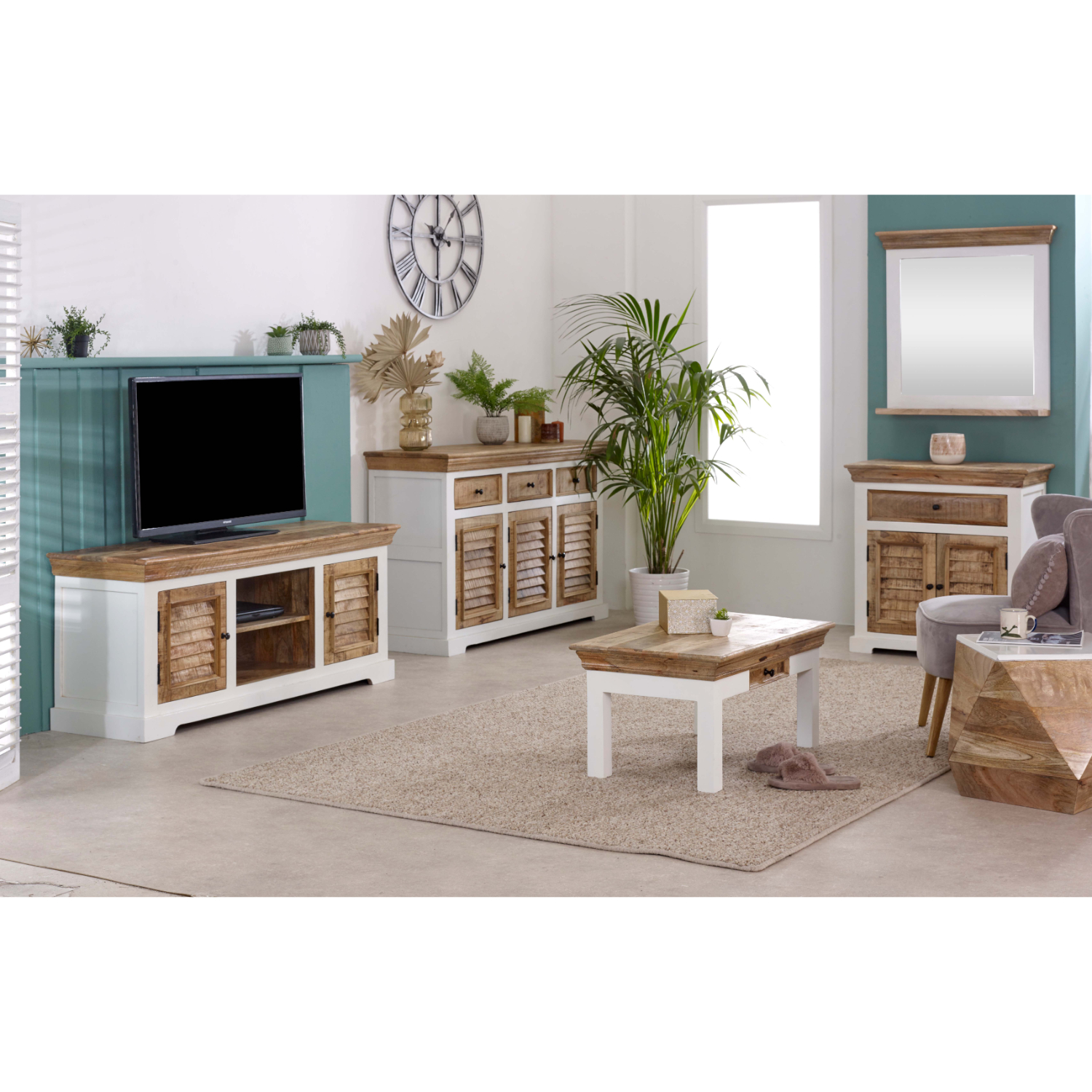 Alfie Wood Sideboard - 3 Drawers & 3 Doors - Image 12